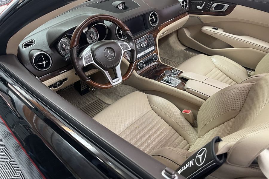 Mercedes SL550 interior complete after full restoration