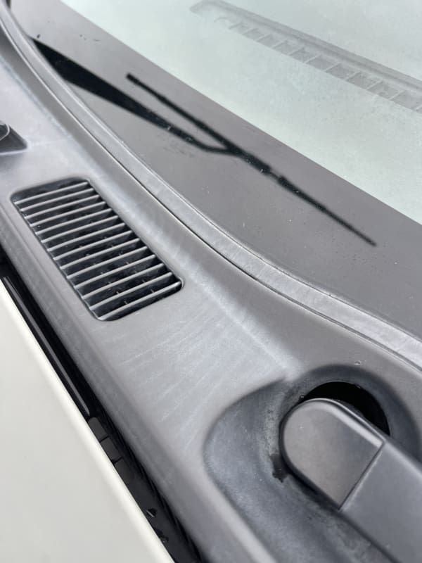 Plastic trim before restoration